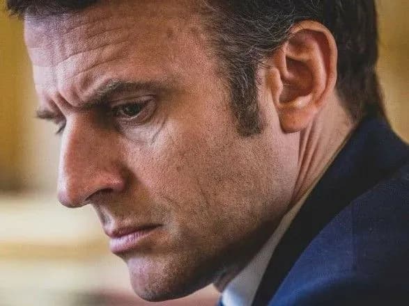 Макрон: бомбардування росією ТЦ у Кременчуці – це абсолютний жах