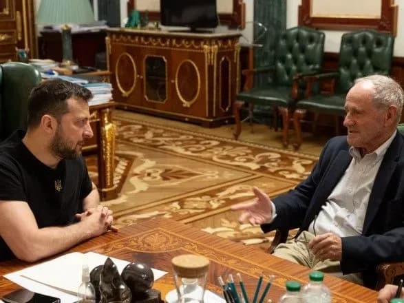 Агресор має бути покараний: Зеленський обговорив із представником Сенату США важливість визнання рф - спонсором тероризму