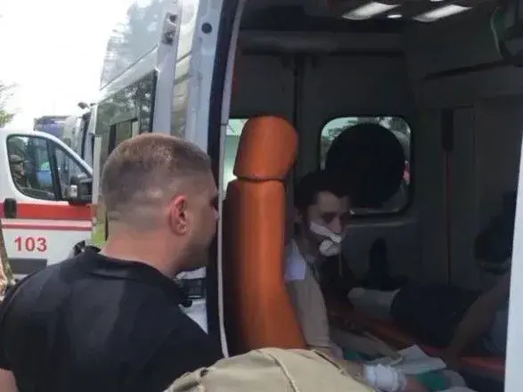 На Миколаївщині відбувся обмін військовополоненими: додому повернулися 17 українців, декого з бійців відразу ж ушпиталили