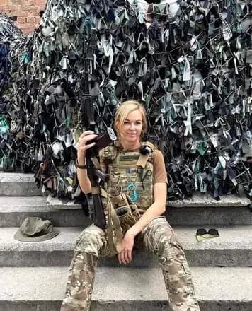 Автобус медичного батальйону "Госпітальєри" потрапив в ДТП: одна лікарка загинула, ще 5 отримали поранення