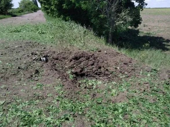 Сумщину та Чернігівщину знову обстріляв ворог з артилерії та мінометів