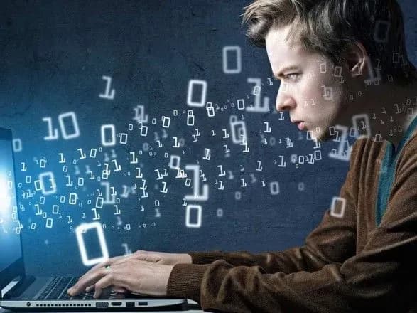 Українці зможуть безкоштовно отримати ІТ-освіту – Мінцифри