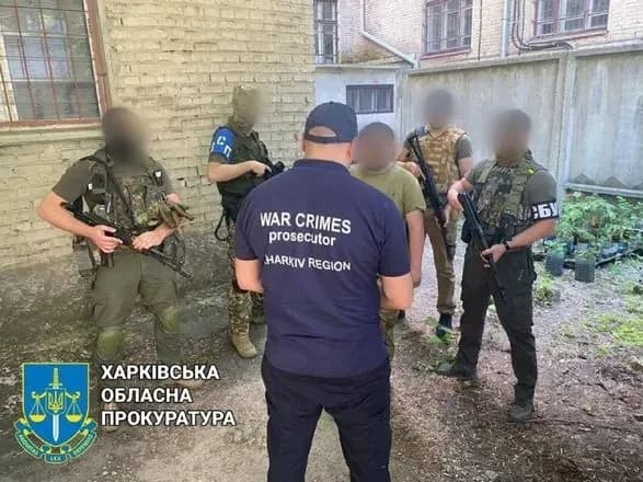 Здавав окупантам воїнів АТО та пошкодив українську символіку: депутату сільради на Харківщині повідомлено про підозру