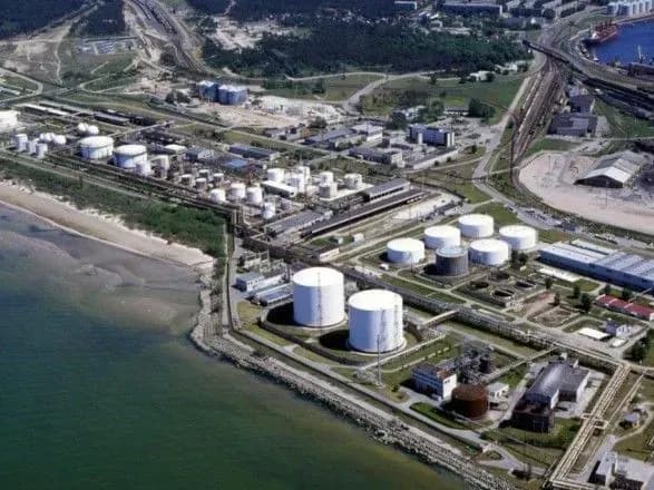 Слідом за російським кораблем: з європейських терміналів масово зник аміак