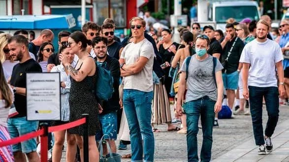 У Швеції реєструють зростання кількості випадків COVID-19, пік ще попереду