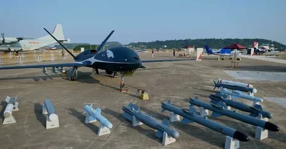 Іран провів презентацію новітніх морських безпілотників на тлі чуток про передачу БПЛА росії