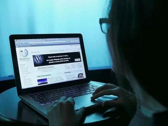 росія хоче покарати Вікіпедію за статті про війну в Україні