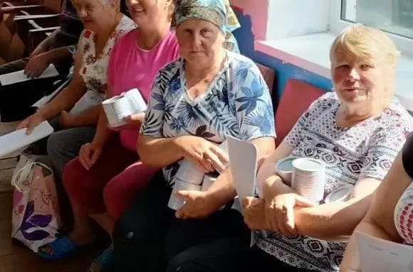 "Сохраним урожай вместе": МХП раздал пайщикам 10 тыс. наборов крышек для консервации