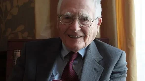 Британский ученый Джеймс Лавлок, пророк климатической гибели Земли, скончался в возрасте 103 лет