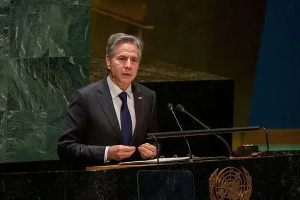 Госсекретарь США обвинил Москву в «безрассудном и опасном бряцании ядерным оружием»