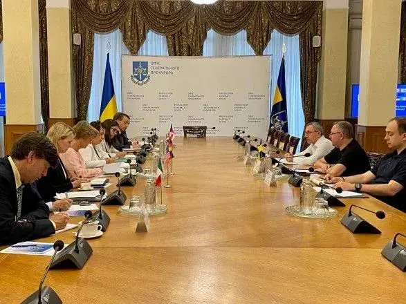 Андрій Костін вперше в якості Генпрокурора зустрівся з послами країн G7 та ЄС: йшлося про Оленівку та інші воєнні злочини рф