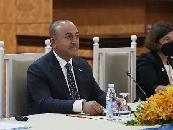 Туреччина сподівається, що угода щодо зерна призведе до переговорного рішення війни