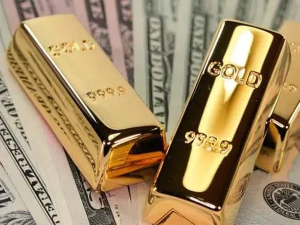 Темпы сокращения золотовалютных резервов в июле замедлились в 4,5 раза