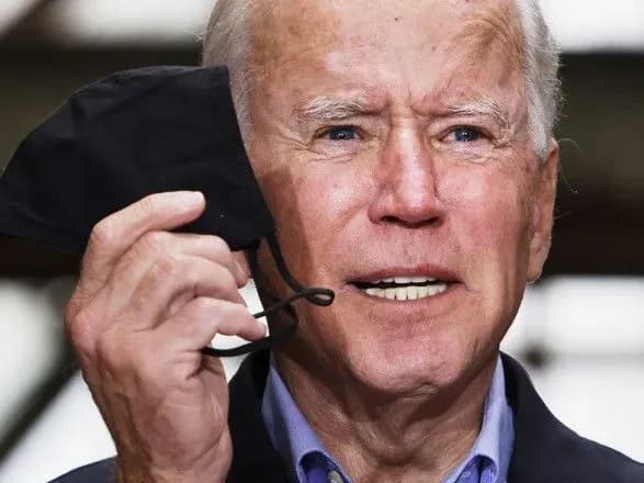 Байден здав негативний тест на COVID-19, але досі в суворій ізоляції