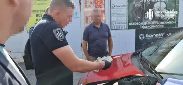 В Запоріжжі викрито масштабну схему, де посадовці вимагали хабара за перетинання лінії зіткнення – ДБР
