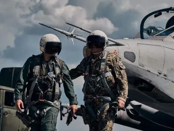 Авіація ЗСУ завдала до 10 ударів по позиціях росіян, знищила близько 15 бронемашин