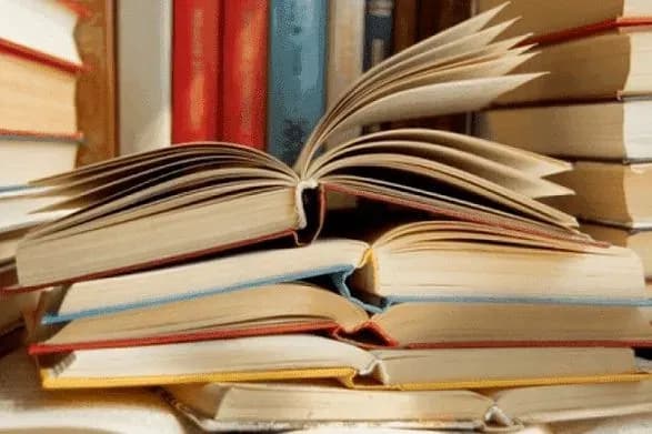 Для 5 класу надрукують підручники з математики і української мови – МОН