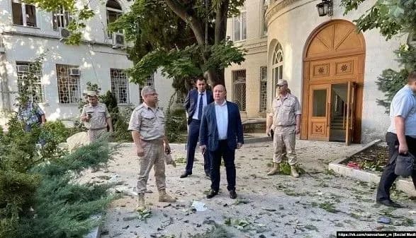 "Бавовна" у Севастополі: окупаційна влада Криму пояснила вибухи "роботою ППО"