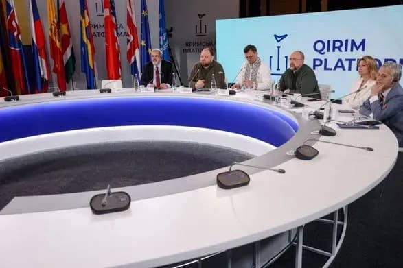 Перетворити на квітучий сад: Шмигаль представив концепцію відновлення Криму