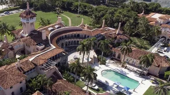 Трамп подав до суду на уряд США через обшук ФБР будинку у Флориді