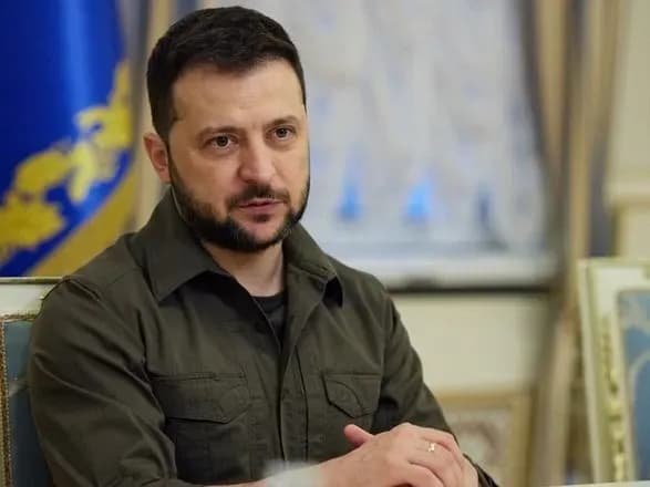 Зеленський провів таємну нараду про обстановку на фронті