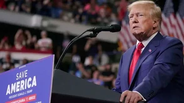 Трамп назвав Байдена "ворогом держави"