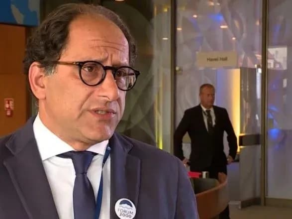 Канада продолжает дискуссии с союзниками по поводу визовых ограничений для россиян