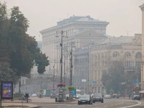 У столиці помірний рівень забруднення повітря на тлі пожеж під Києвом