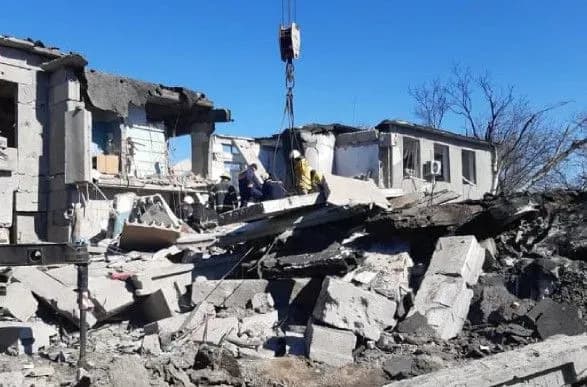 Удари по Миколаївщині: пошкоджені газопровід та елеватор