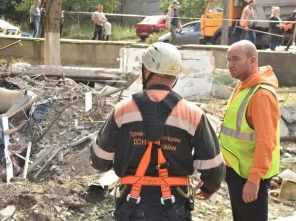 Внаслідок нічних обстрілів Миколаєва постраждало чотири райони міста - Сєнкевич