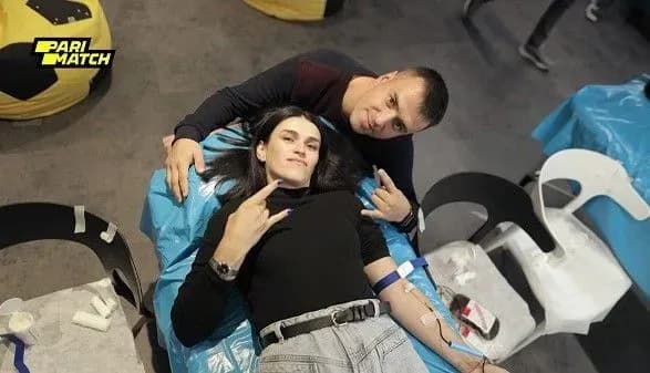 Сильні поділилися силою: Parimatch долучився до збору крові для військових