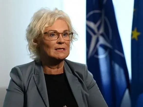 Німеччина поставить до Києва ще дві системи залпового вогню