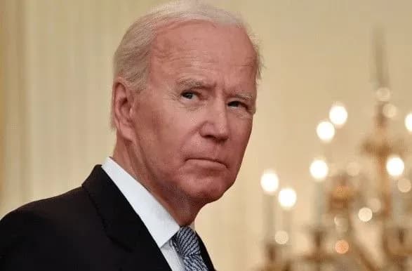 Байден заявив, що США не спостерігають ознак постачання зброї з Китаю до рф