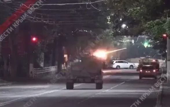 У центрі Херсона орки влаштували збройну провокацію