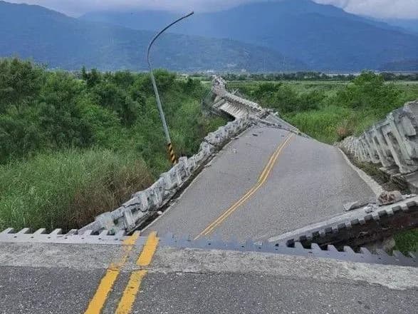 Наслідки землетрусу на Тайвані: понад 70 афтершоків та 146 постраждалих