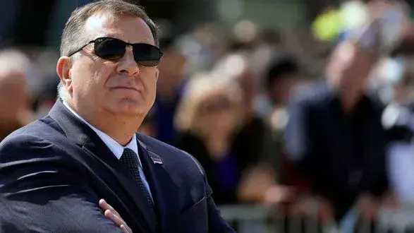 путін зустрівся з лідером боснійських сербів та похвалив Сербію