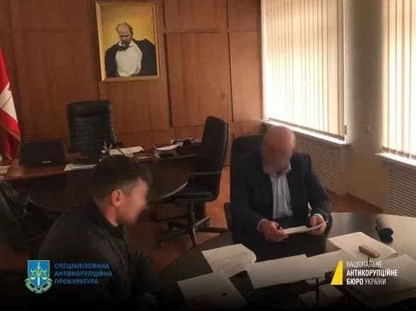 Купівля нерухомості за завищеною вартістю: меру Білої Церкви повідомили про підозру