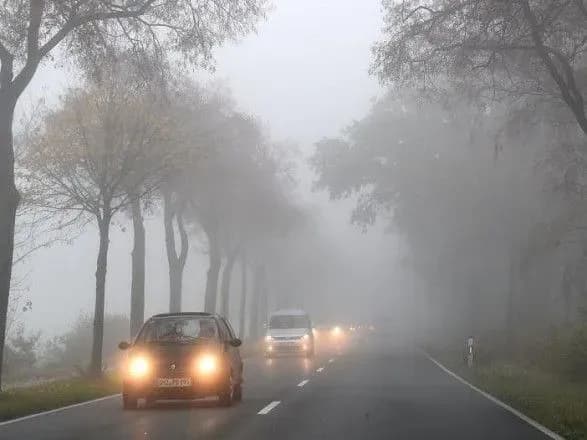 Синоптики завтра прогнозують сиру погоду з туманами