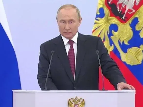 путін заявив, що це США створили прецедент застосування ядерної зброї