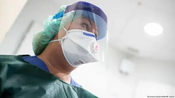 У Німеччині набувають чинності нові загальнонаціональні правила Covid-19