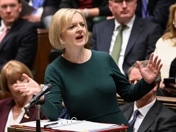 Опитування: половина британців вважає, що прем'єр Трасс має піти з посади