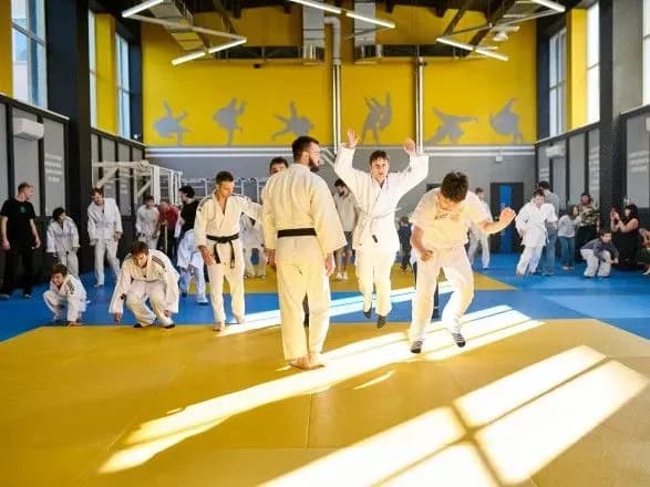 Дзюдо без бар’єрів: Георгій Зантарая провів відкрите тренування в межах програми "Так, я можу!" для дітей з інвалідністю