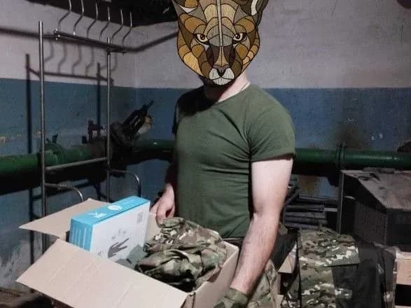 Надійний зв'язок для ЗСУ: 400 рацій від Parimatch на службі у військових