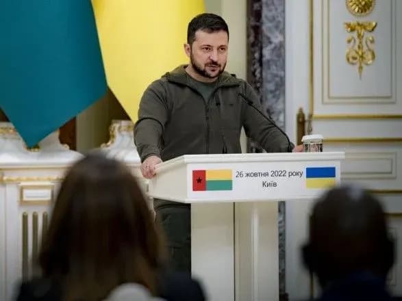 путин предпринял еще одну попытку "наладить мосты диалога" с Украиной. Зеленский ответил