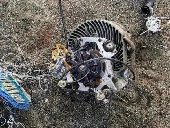 Понад шість атак на Київщину: в поліції показали уламки "Шахедів"