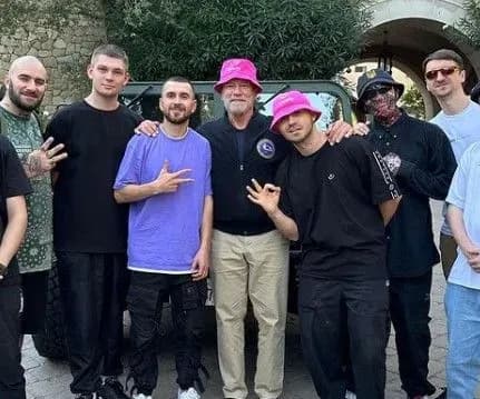 "Ви мене надихаєте": Арнольд Шварценеггер зустрівся з Kalush Orchestra