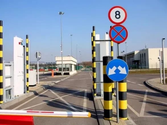 ДПСУ: після масованих обстрілів України кількість охочих виїхати за кордон не зросла