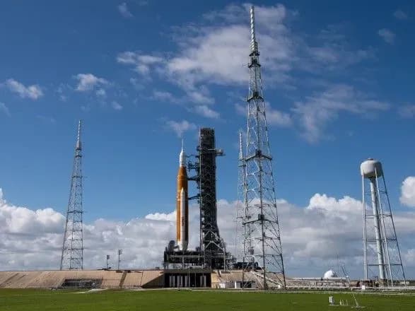 NASA планує запуск місії Artemis 1 попри шторм "Ніколь", що наближається