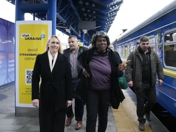 До Києва прибула постпред США в ООН