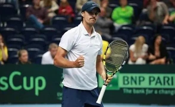 Український тенісист Молчанов виграв парний турнір у Словаччині